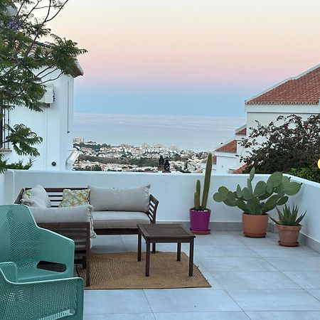 A Terrace With Sea View, 2 Bedrooms Apartment In Бенальмадена Екстер'єр фото